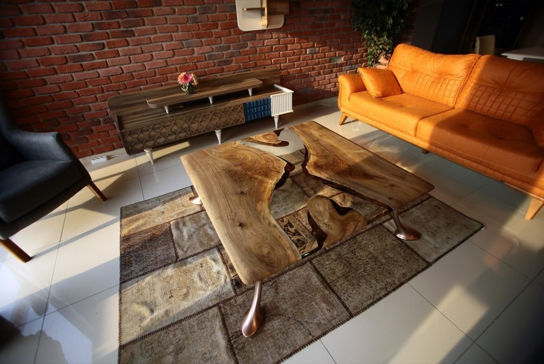 Epoxy Wood Coffee Tables / Unique Epoxy Wall Décor / Handcrafted Hotel Coffee Tables / Custom Made Hotel Tables